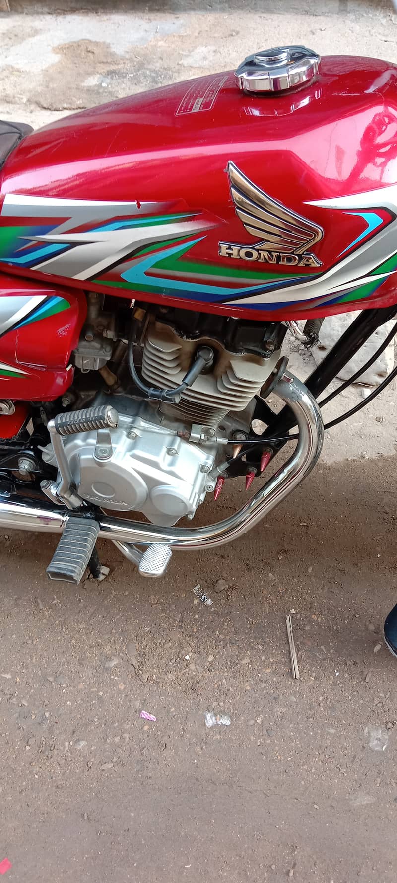 Honda CG 125 2023 Karachi nmbr 3