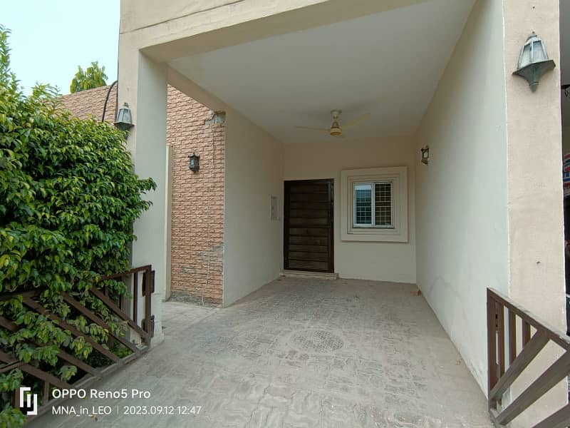 5 MARLA SINGLE STORY HOUSE FOR SALE IN SAFARI VILLAS SECTOR B BAHRIA TOWN LAHORE 2