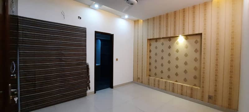 5 MARLA BEAUTIFUL HOUSE FOR SALE IN ALI BLOCK SECTOR B BAHRIA TOWN LAHORE 11