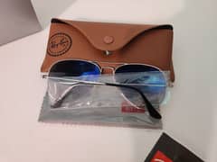 Ray. Ban Aviators 3025