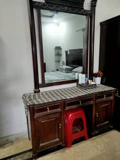 Good condition for sale dressing table