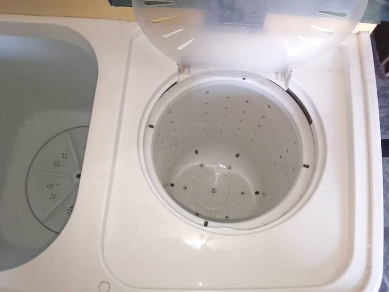 Dawlance washing machine 3