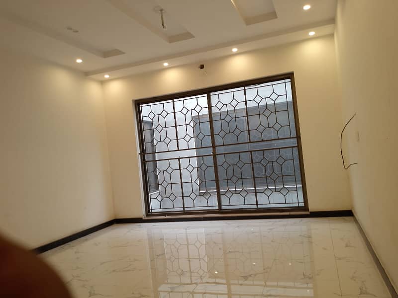 10 Marla Double story House available for sale Royal Pam city Sahiwal 12