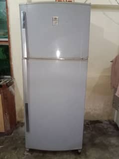 Dawolnac Freezer anvatr full size ka hy copr m hy