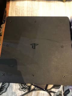 PS4 500gb with 2 controllers