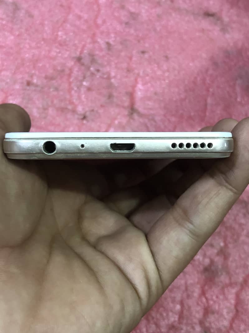 OPPO A57 2