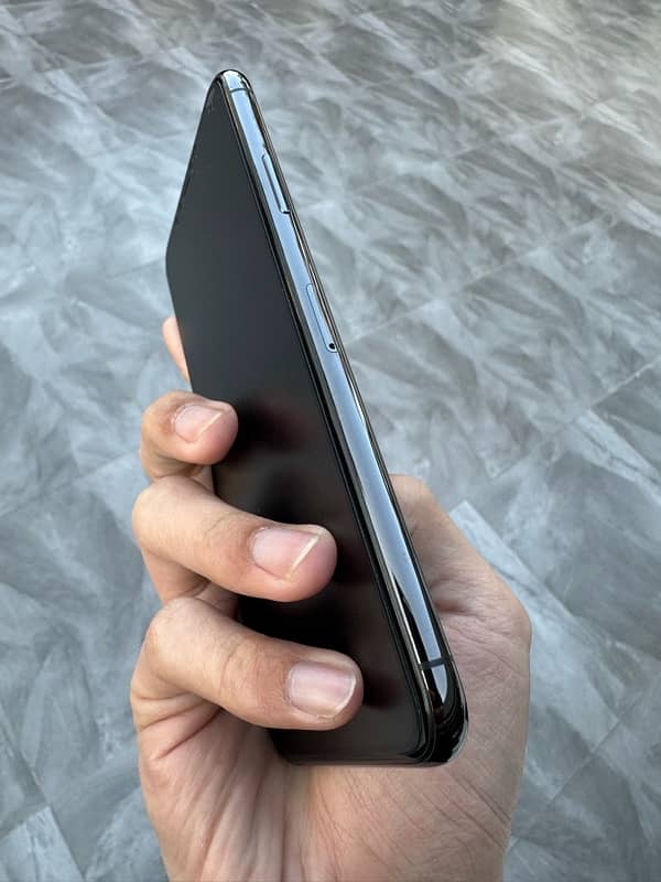 iPhone 11 Pro Max Dual PTA Space Gray 64gb 3