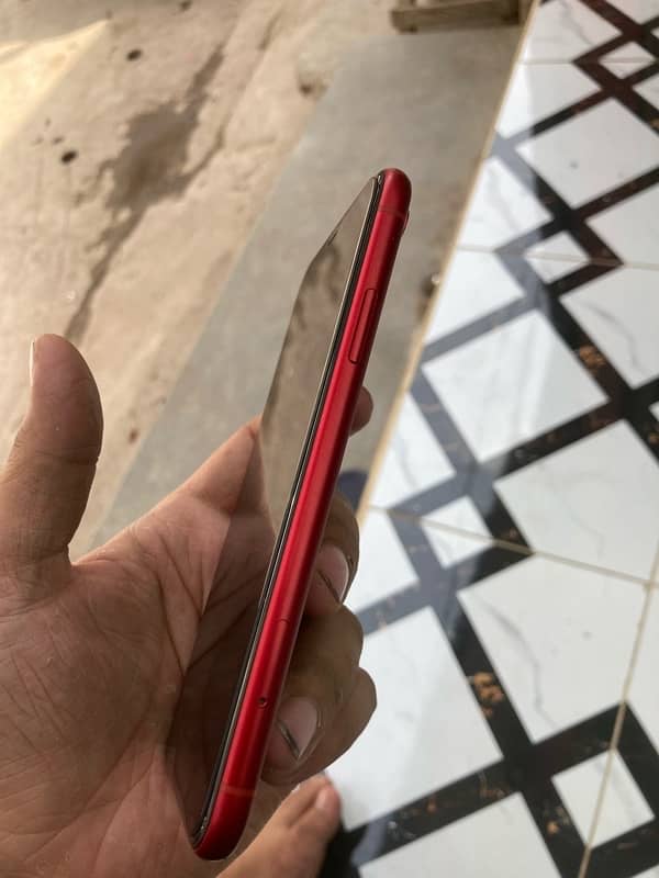 iPhone XR non pta 64 go 3