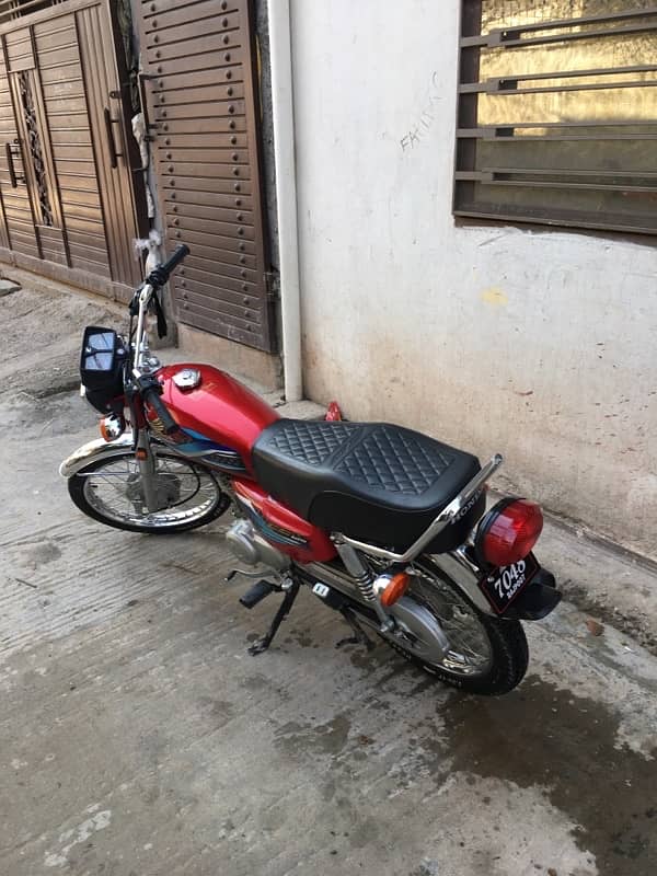 Honda 125 neat and clean 0