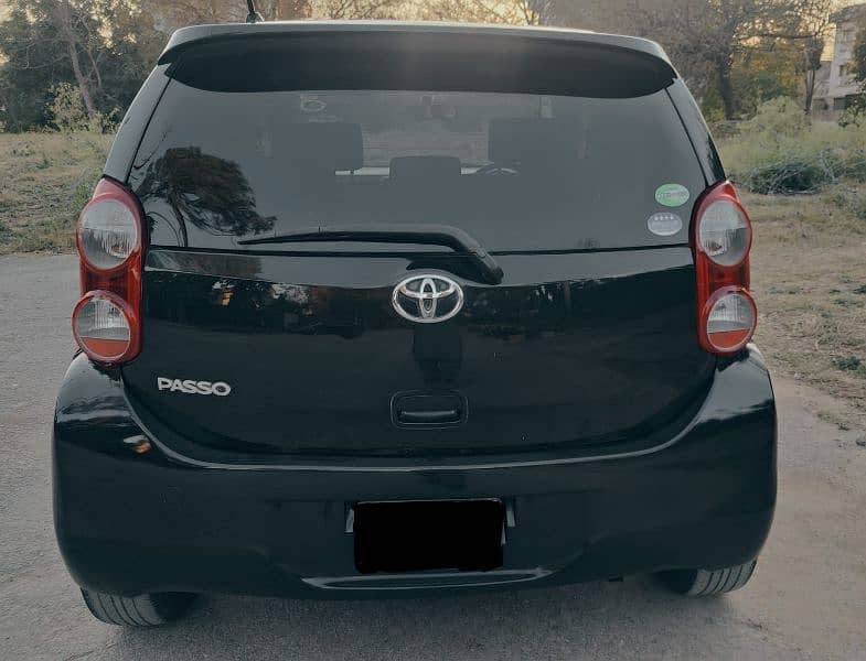 Toyota Passo 2012 4