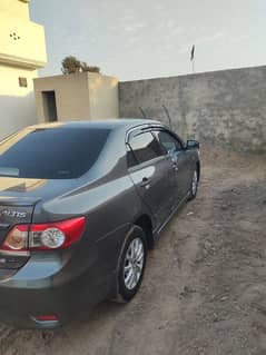 Toyota Corolla Altis 2011 Full option