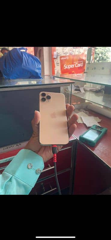 iphone 11 pro max 256 GB PTA approved my WhatsApp number 03410172804 4