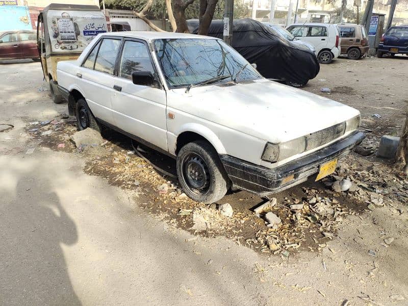 Nissan Sunny 1988 3