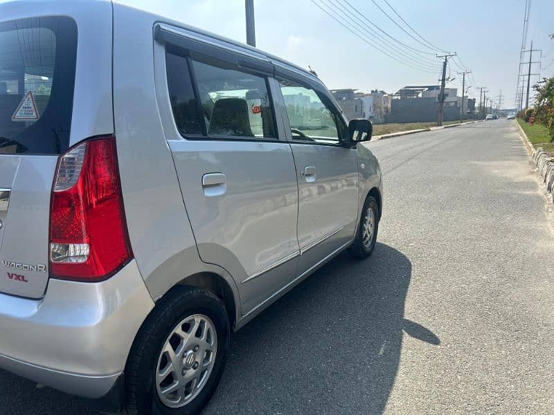 Suzuki Wagon R VXL 2019 model 1st owner 4