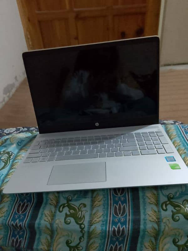 Hp core i5 8 generation 16 gb Ram 256 gb ssd and Garaphic 6