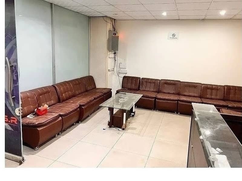 Fully Furnished Office Area 1800 Square Feet Corporate Office Available For Rent On Reasonable Rent Gulberg 3 Lahore 2