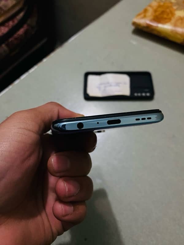 oppo f15 4