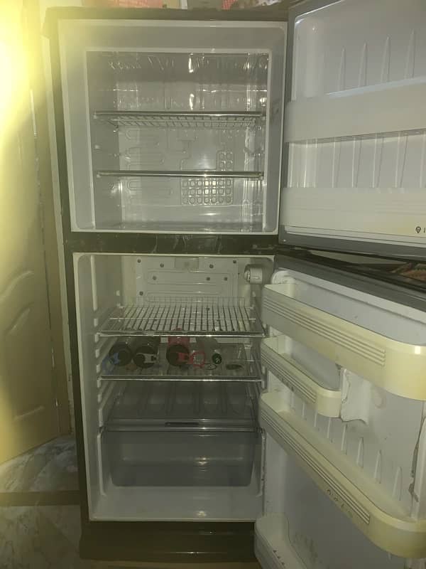 fridge for sell 1