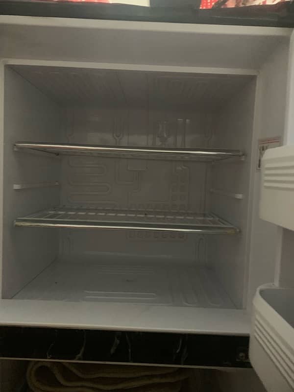 fridge for sell 4