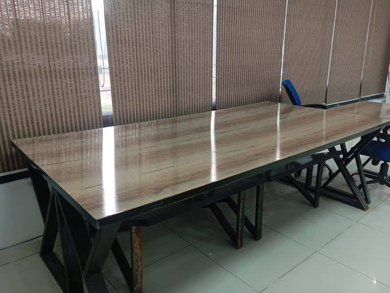 Dining table use for study 4 fit width 6 fit Length 2.5 height 2