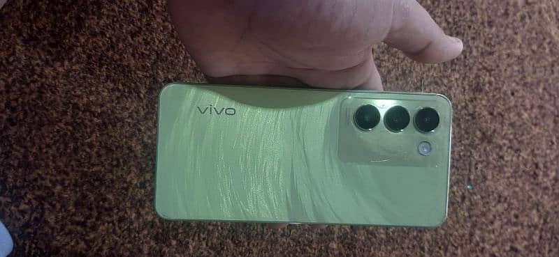 vivo y100 8+8 /256 gb urgent sale 1