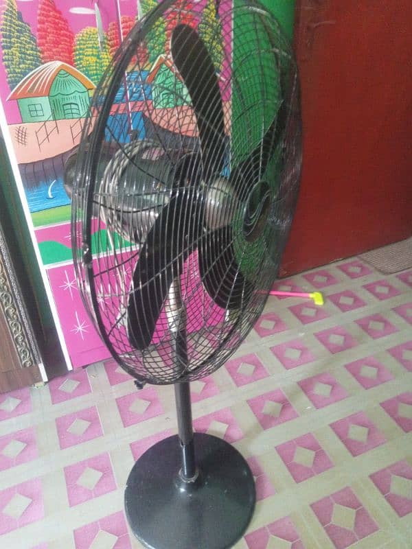 wahid pedestal fan 24" 2