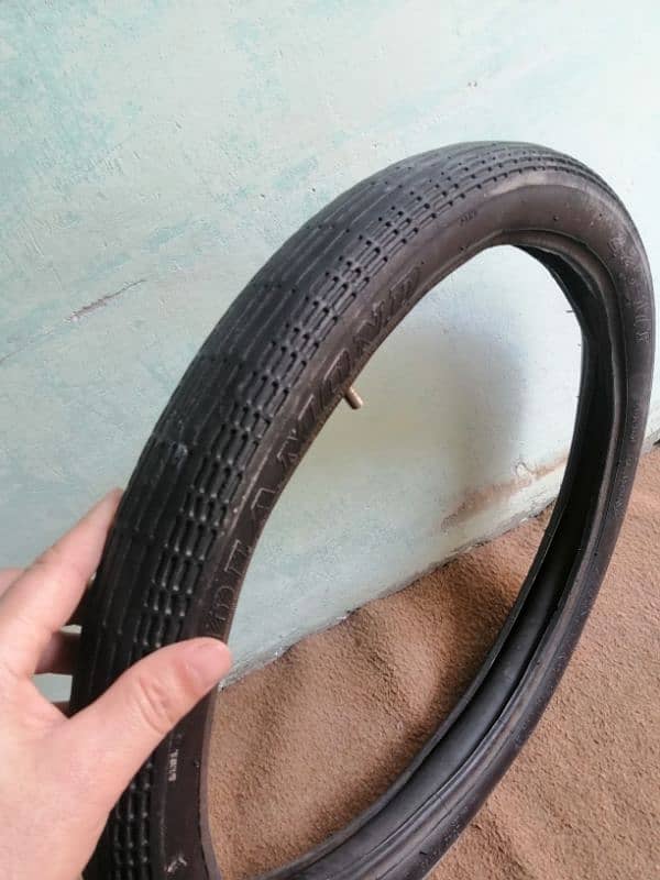 Honda 70 Front tire 1