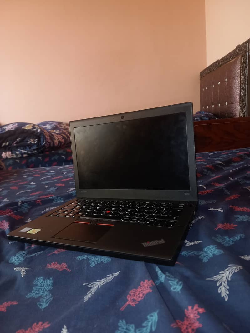 Lenovo x260 model core i5 6th generation 5