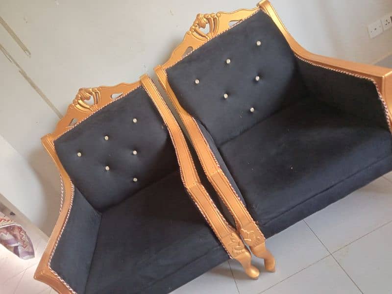 urgent Sofa For sale 3