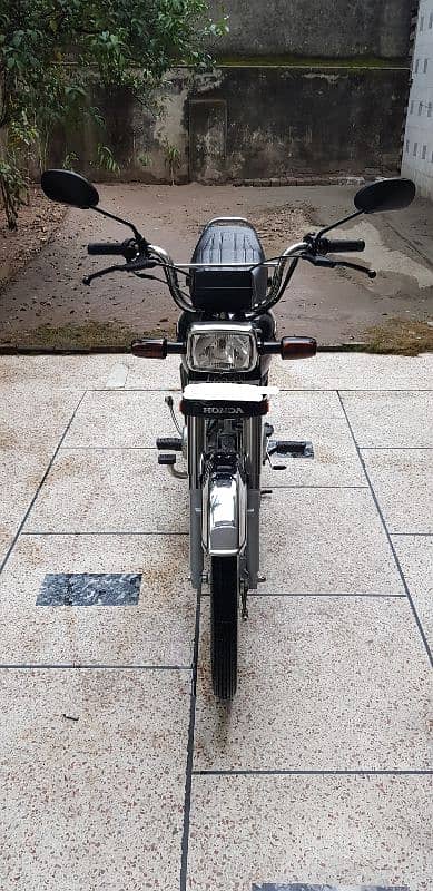 Honda CD 70 Bike Black Edition 1