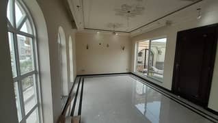 1 kanal brand new luxury portion is for rent