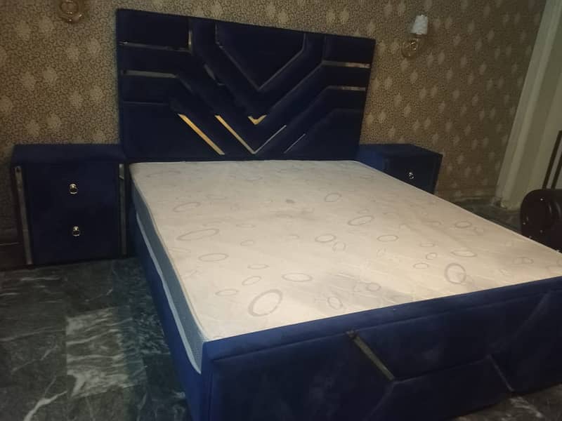 poshish Bed/ kingsize bed/ double bed/ side table/ dressing table/ bed 5