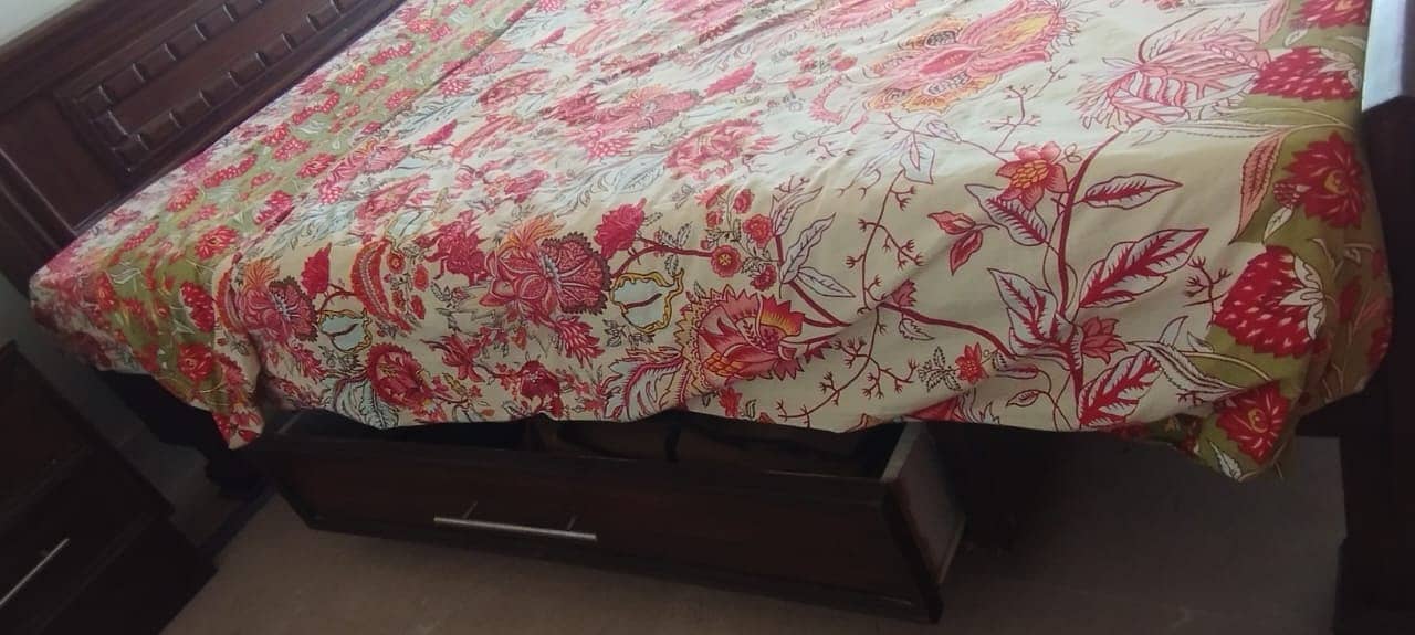 Wooden bed set with storage drawer and side table 3