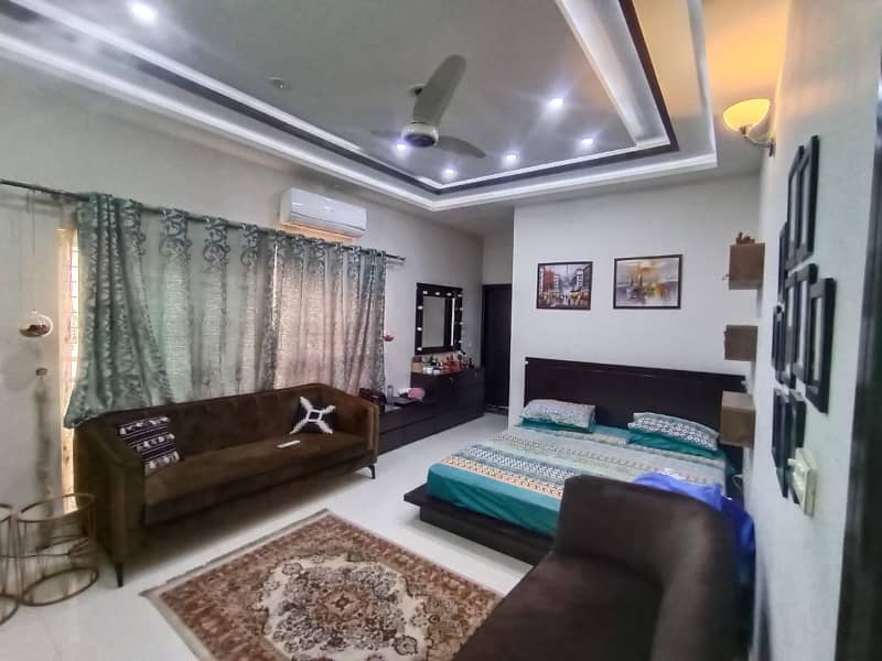 One Kanal Used Modern Design Bungalow For Sale At Prime Location Of DHA Lahore Near To Park masjid & Commercial Market. 10