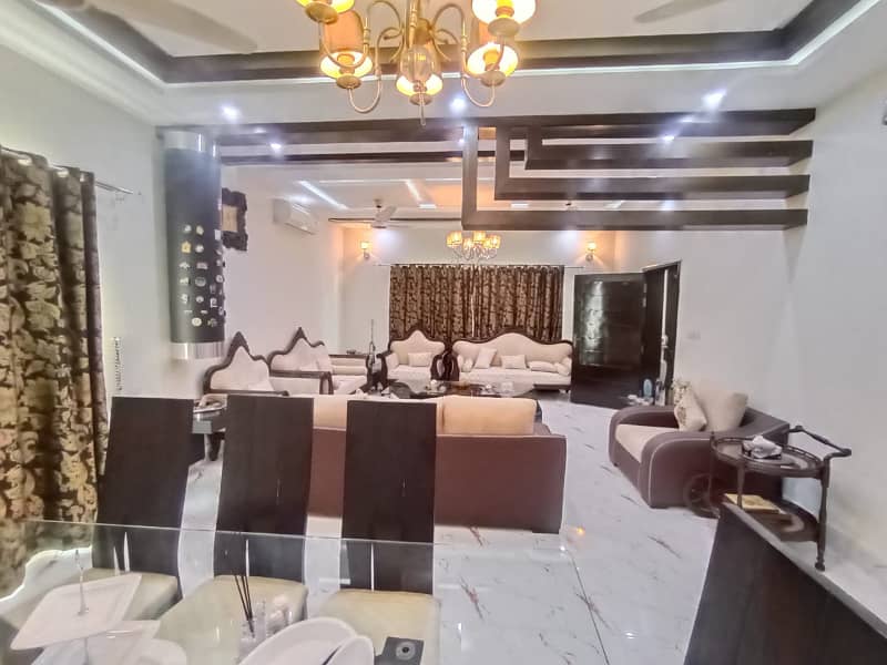 One Kanal Used Modern Design Bungalow For Sale At Prime Location Of DHA Lahore Near To Park masjid & Commercial Market. 31