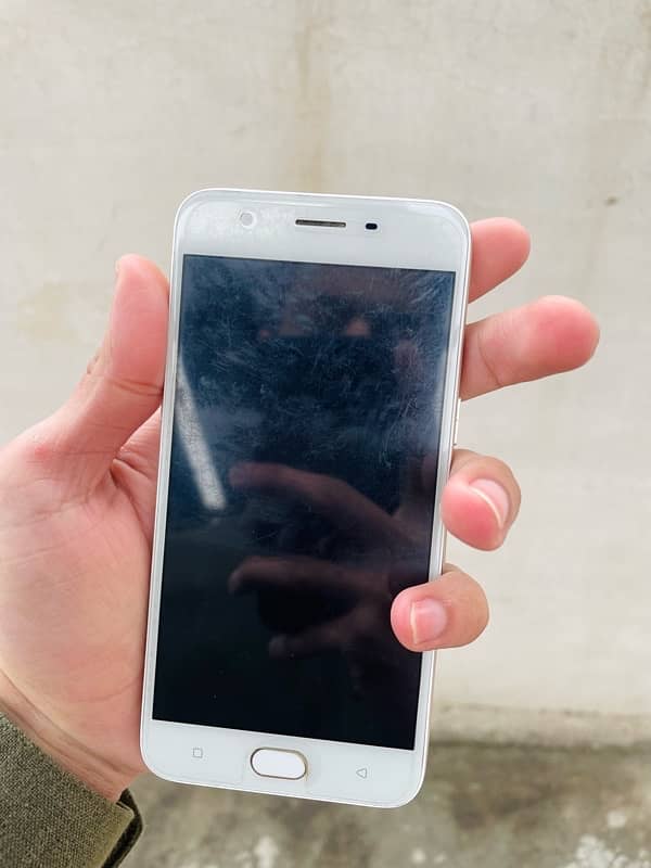 Oppo A57 5