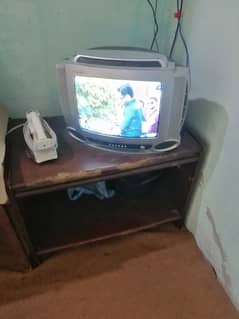 LG TV AND TRALI 15 inch