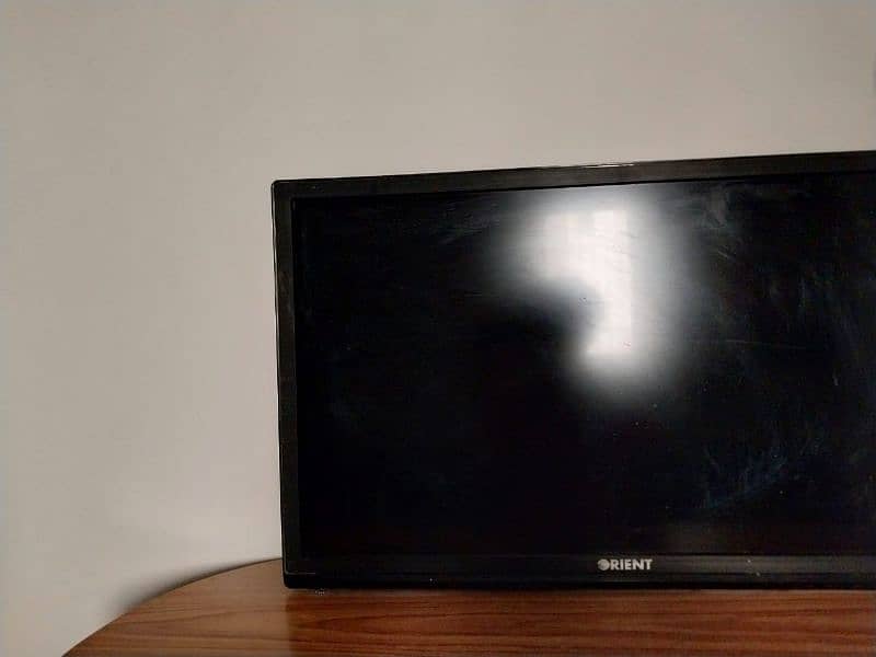 orient black 32 inches led tv 2