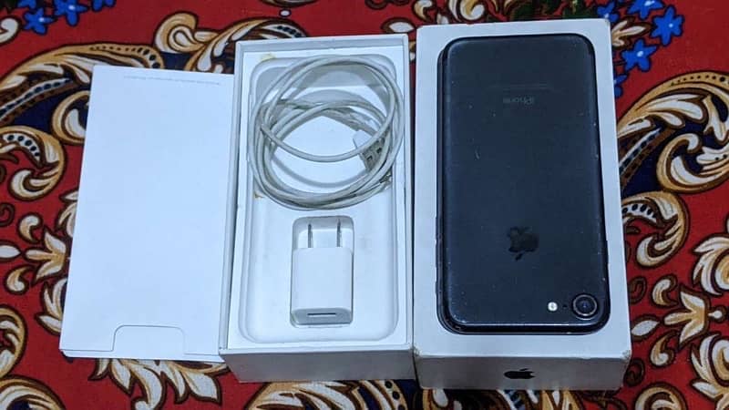 iphone 7 128GB 0