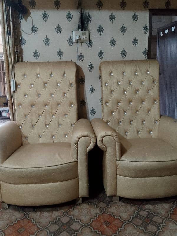 2 set sofa dewan chairs urgent sale 1