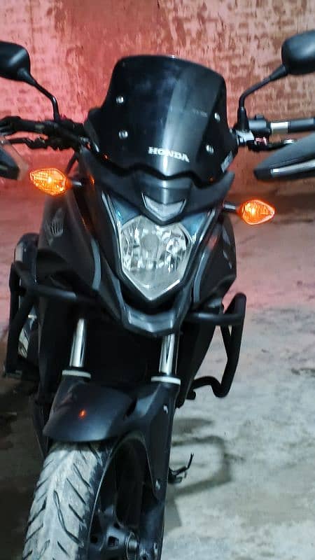 Honda CB400X 1