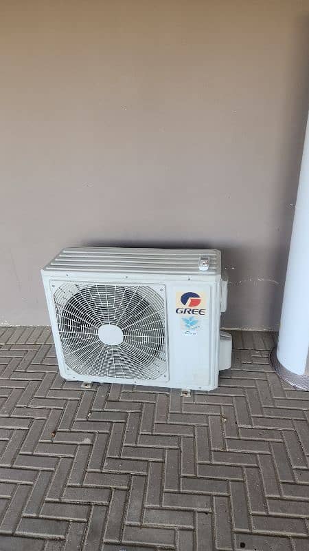 Gree floor Standing AC 2 ton 1