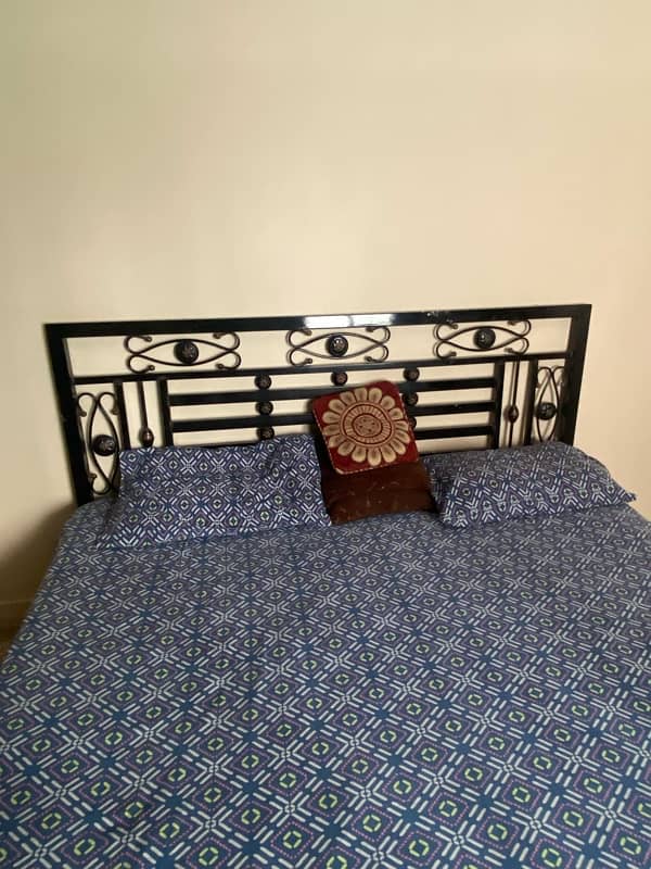 Double and single iron beds  with matress available for sale urgent !! 2