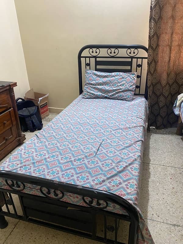 Double and single iron beds  with matress available for sale urgent !! 4