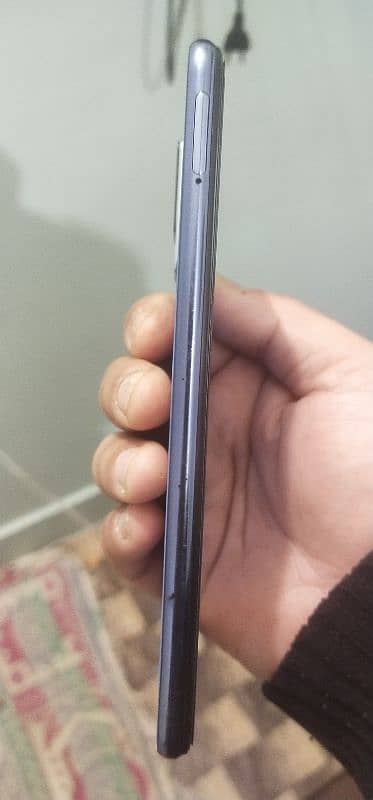 VIVO V21 E LIKE new condition 2