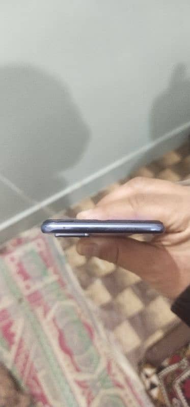 VIVO V21 E LIKE new condition 5