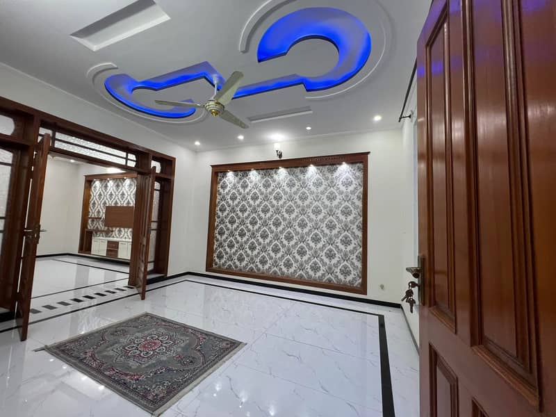 10 Marla low price CORNOR House For Sale in G-13 Islamabad 3