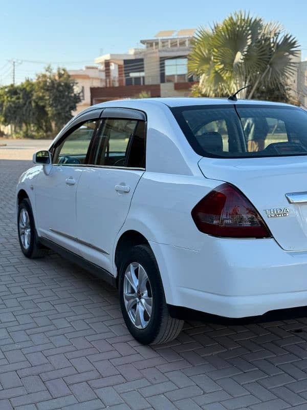 Nissan Tiida 2006 10