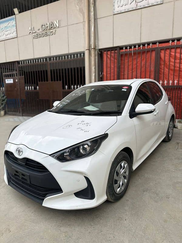 Toyota Yaris 2022 X package 4