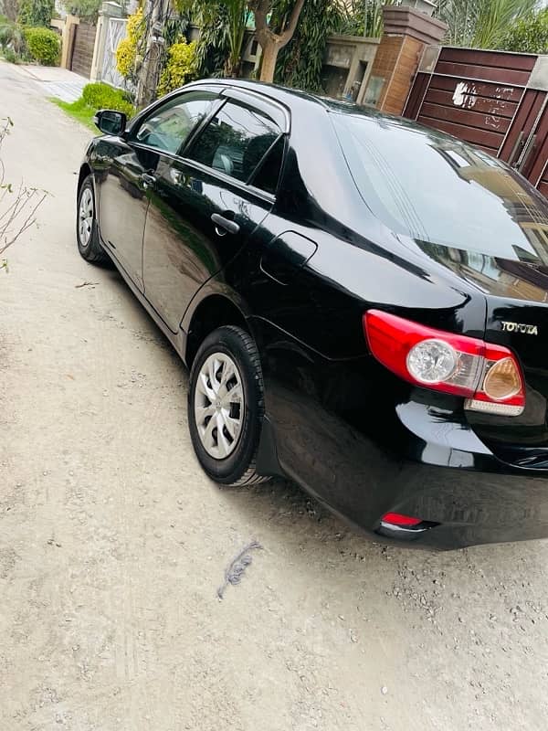 Toyota Corolla XLI 2013 6